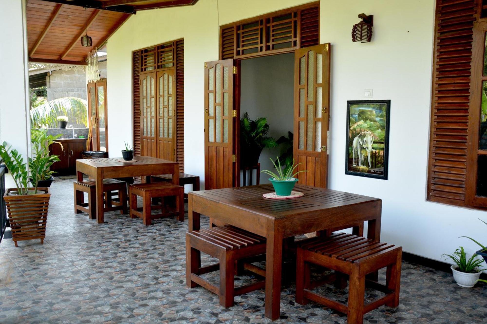 Sumimal Resort Polhena มาตารา ภายนอก รูปภาพ